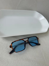 Load image into Gallery viewer, BLUE LEOPARD SUNGLASSES
