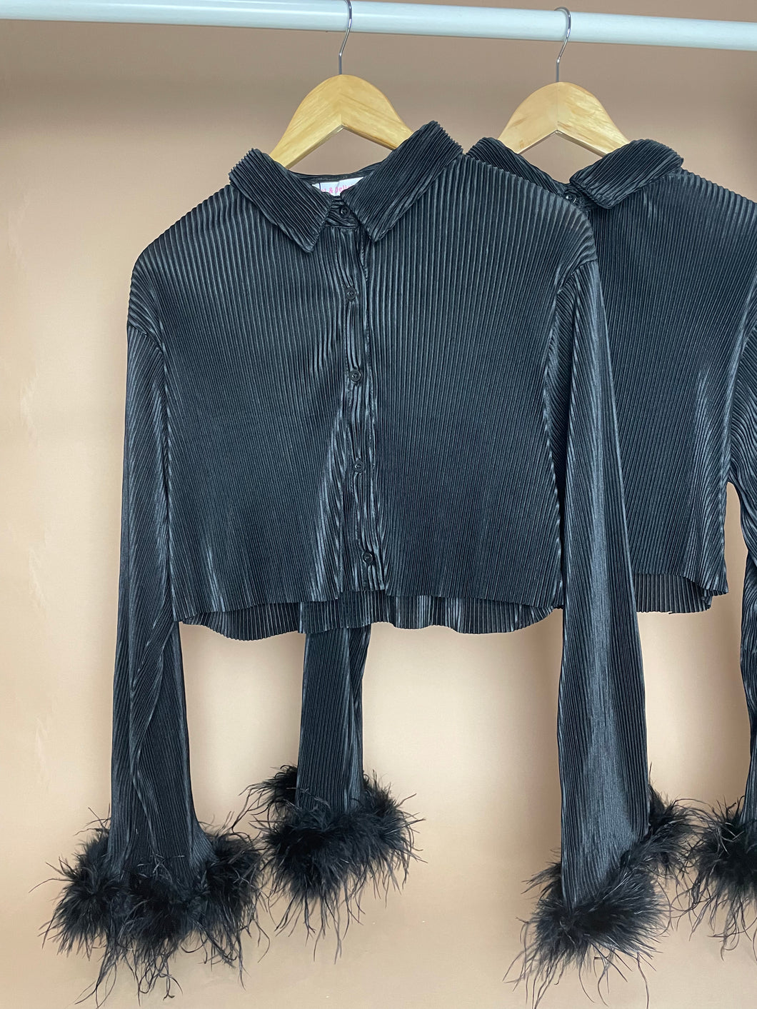 FEATHER BLOUSE