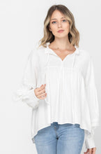 Load image into Gallery viewer, Simple White Blouse
