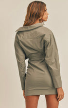 Load image into Gallery viewer, LONG SLEEVE BUTTON DRESS
